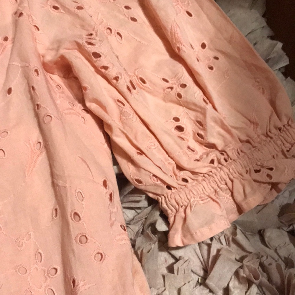 Adorable blush peach eyelet lace dress - Picture 3 of 4
